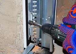 United Garage Door Service Salisbury, MA 978-344-2240 - installation-side